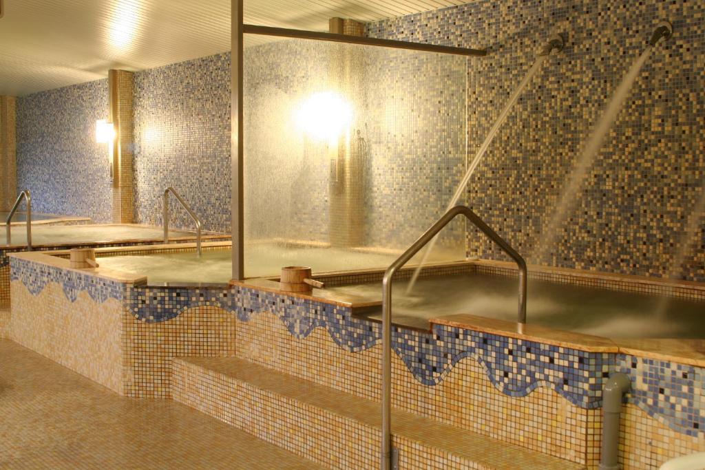 Chat Hot Spring Resort Keelung Bagian luar foto