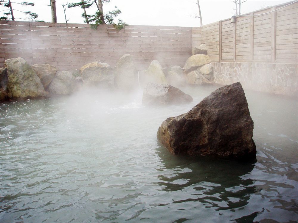Chat Hot Spring Resort Keelung Bagian luar foto