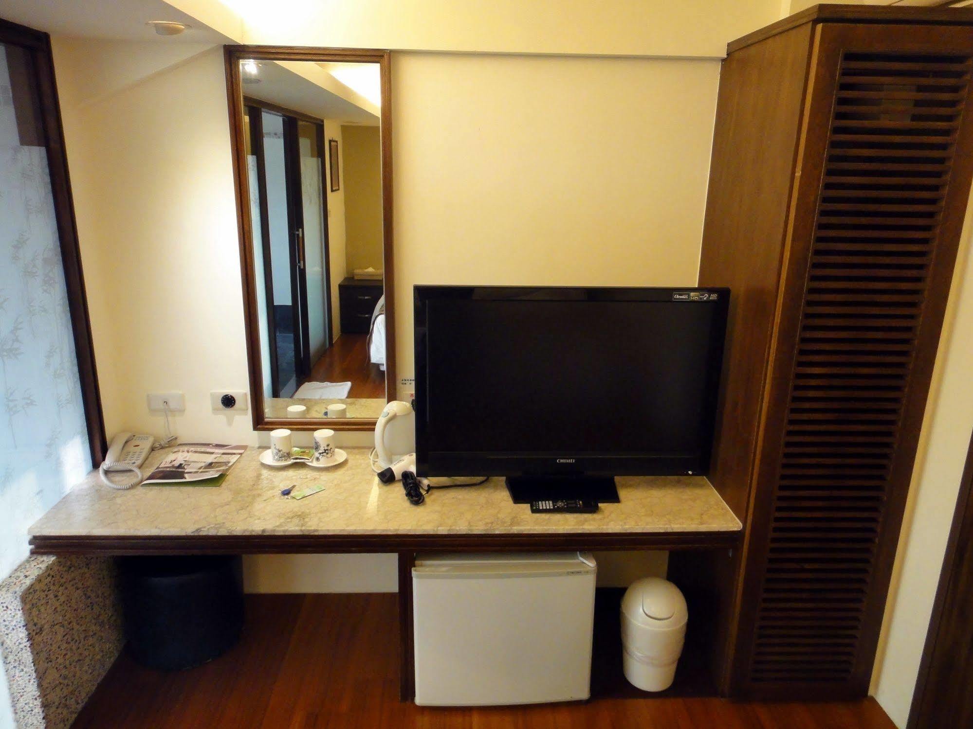 Chat Hot Spring Resort Keelung Bagian luar foto